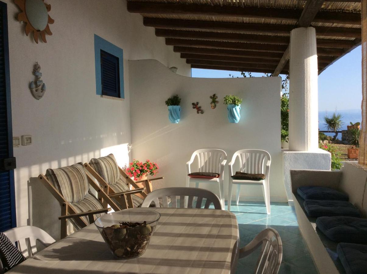 Villa Alle Eolie Nello Splendido Villaggio Lentia 弗卡诺 外观 照片